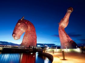 horse head sculpture scotland