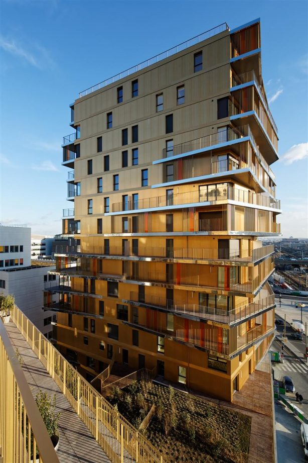 Tiered Residential Tower in Paris 04