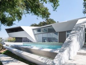 Arshia Architects MU77 sculptural house Hollywood Hills